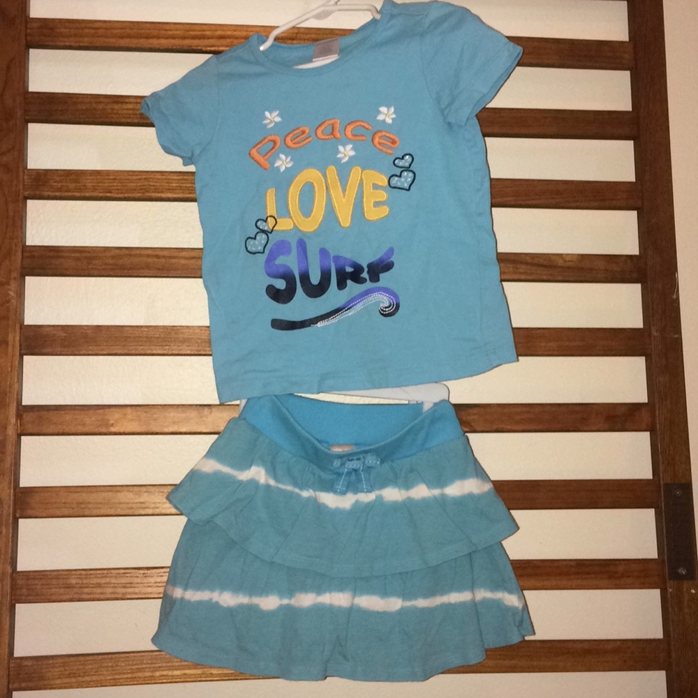Girls Gymboree 2pc Tee & Skort Set ☮️💛 🏄🏼‍♀️